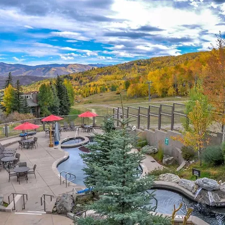 Timberline Condominiums Studio Deluxe Unit 116-2